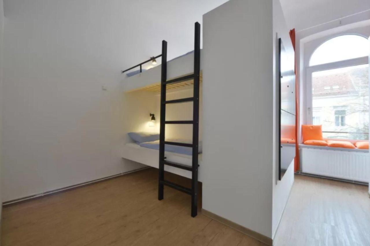 Townside Hostel BRE Exterior photo